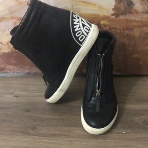 Donna Karan leather boots 🥾